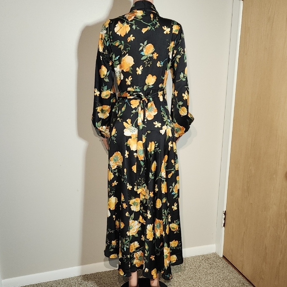 Nasty Gal Yellow and Orange Plunge Gown with Bishop Sleeves - Picture 6 of 10